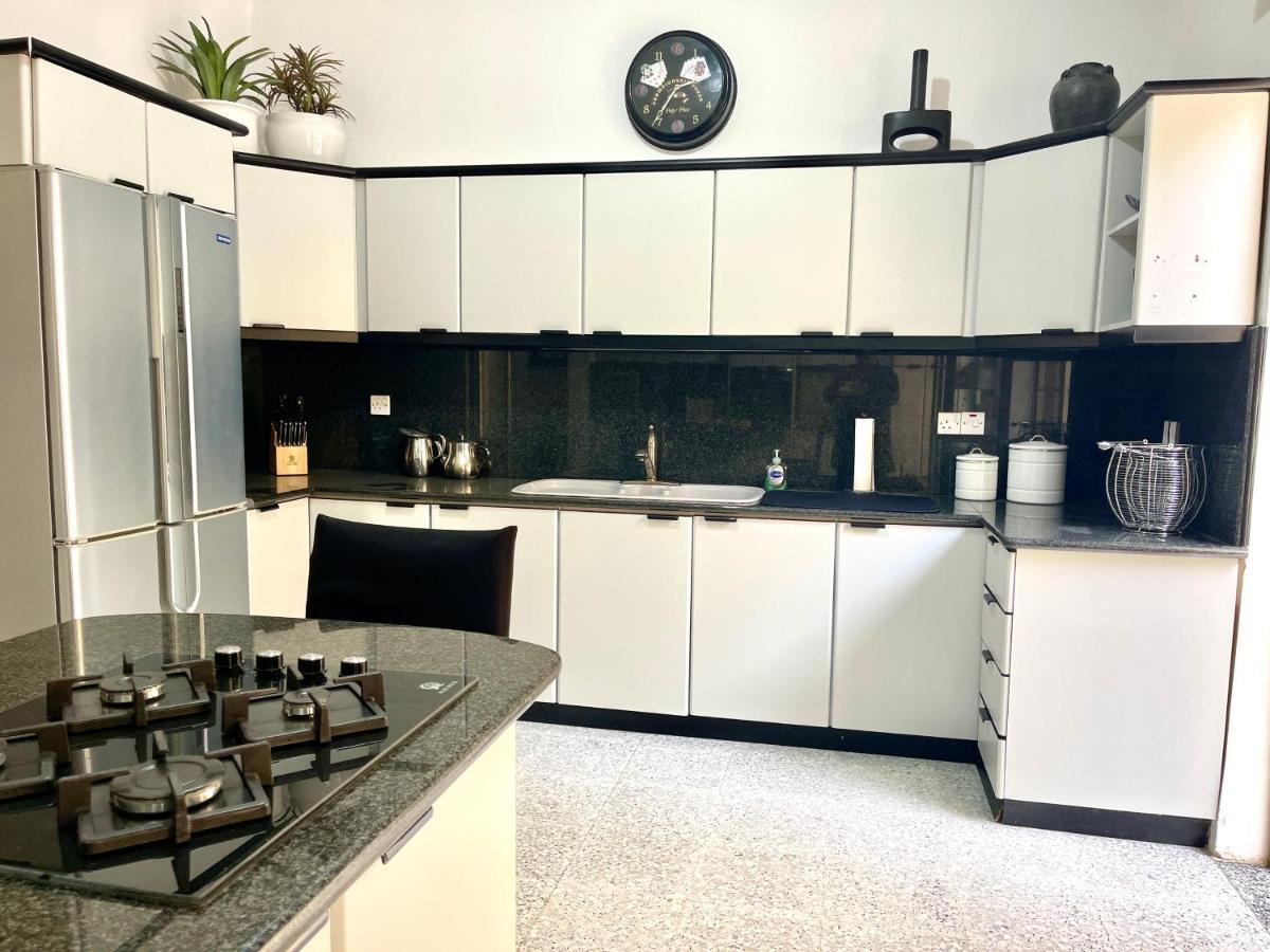 Ta Phyllis - Apartments & Villas With Sunset & Sea Views Għajnsielem 외부 사진